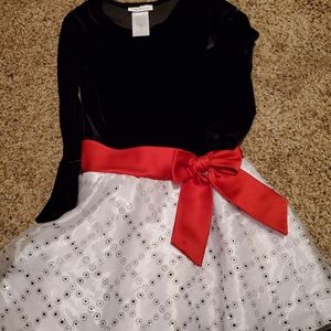 Girls fancy size 7 dress